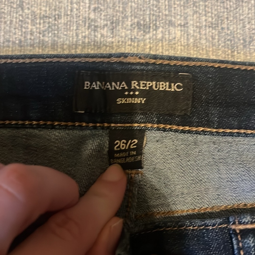 Banana Republic dark wash skinny jeans - Picture 4 of 9